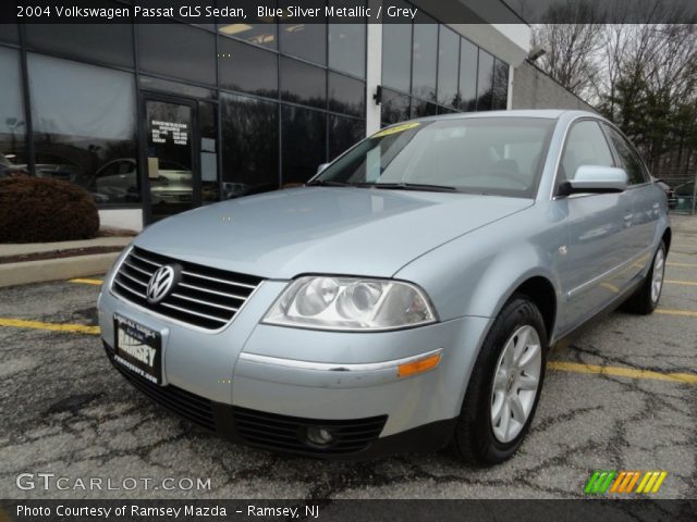 2004 Volkswagen Passat GLS Sedan in Blue Silver Metallic