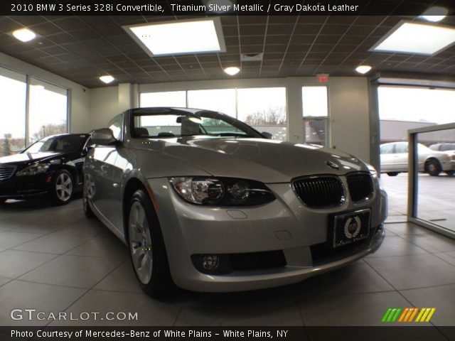 2010 BMW 3 Series 328i Convertible in Titanium Silver Metallic