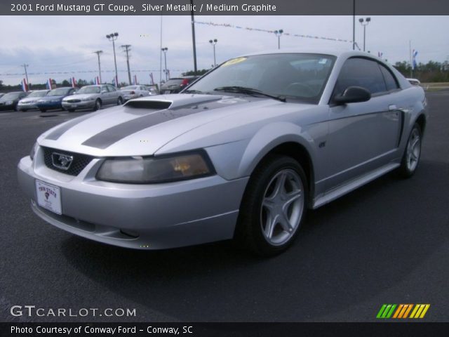 2001 Ford Mustang GT Coupe in Silver Metallic