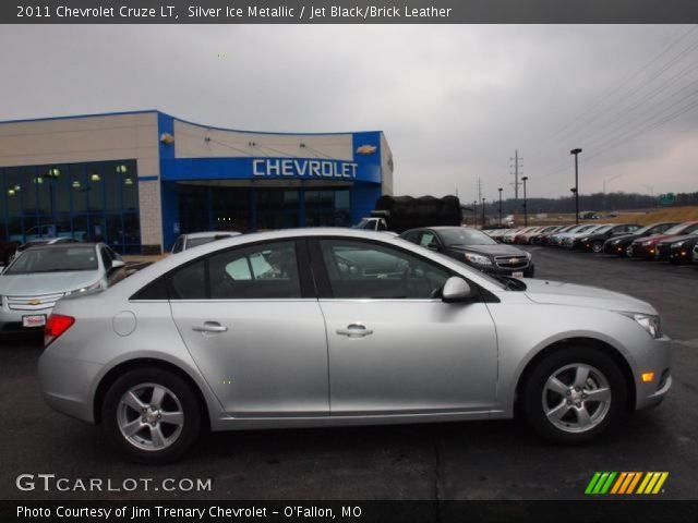 2011 Chevrolet Cruze LT in Silver Ice Metallic