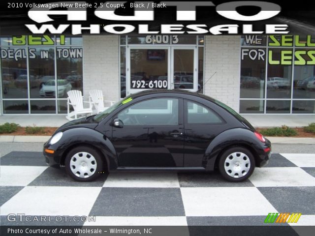 2010 Volkswagen New Beetle 2.5 Coupe in Black