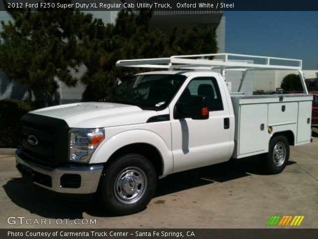 2012 Ford F250 Super Duty XL Regular Cab Utility Truck in Oxford White