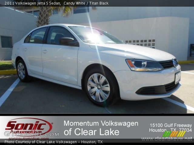 2011 Volkswagen Jetta S Sedan in Candy White