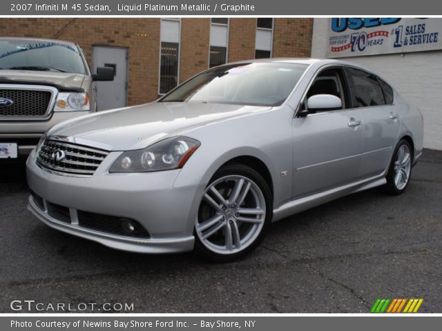 2007 Infiniti M 45 Sedan in Liquid Platinum Metallic