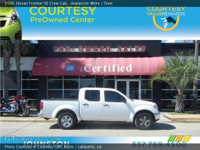 2005 Nissan Frontier SE Crew Cab in Avalanche White