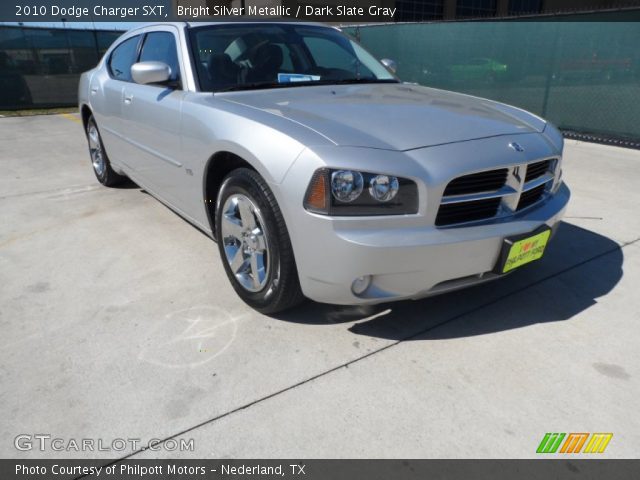 2010 Dodge Charger SXT in Bright Silver Metallic