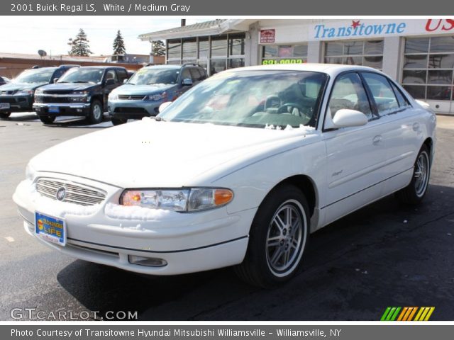 2001 Buick Regal LS in White