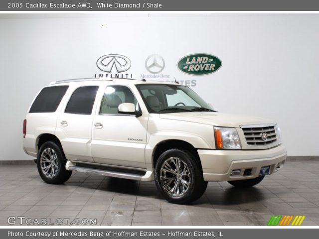 2005 Cadillac Escalade AWD in White Diamond