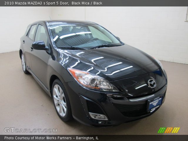 2010 Mazda MAZDA3 s Sport 5 Door in Black Mica