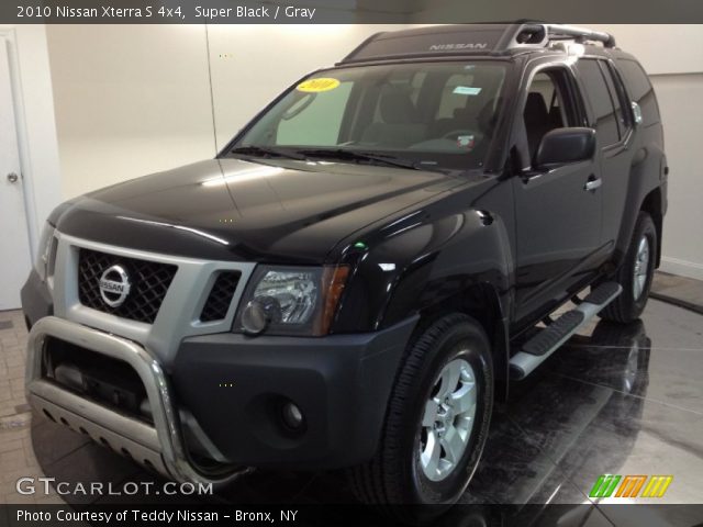 2010 Nissan Xterra S 4x4 in Super Black