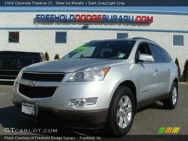 2009 Chevrolet Traverse LT in Silver Ice Metallic