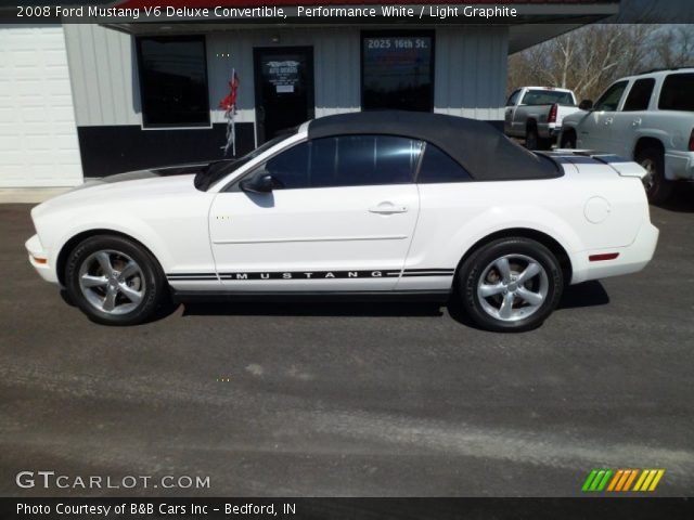 2008 Ford Mustang V6 Deluxe Convertible in Performance White