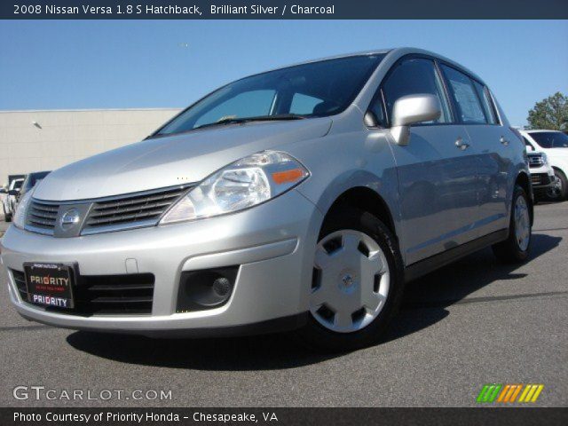 2008 Nissan Versa 1.8 S Hatchback in Brilliant Silver