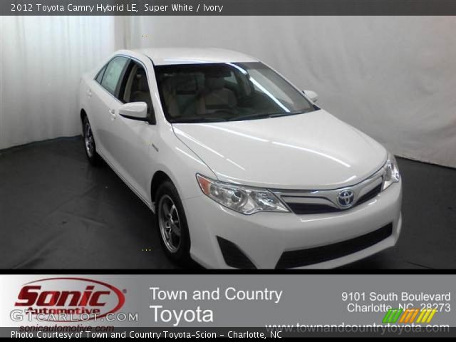 2012 Toyota Camry Hybrid LE in Super White