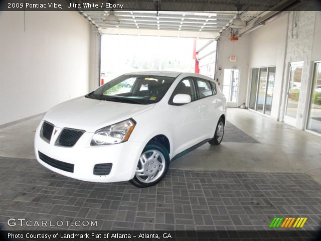 2009 Pontiac Vibe  in Ultra White