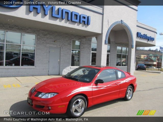 2004 Pontiac Sunfire Coupe in Victory Red