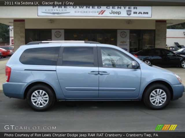 2011 Kia Sedona LX in Glacier Blue