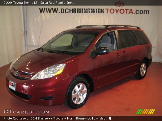 2009 Toyota Sienna LE in Salsa Red Pearl