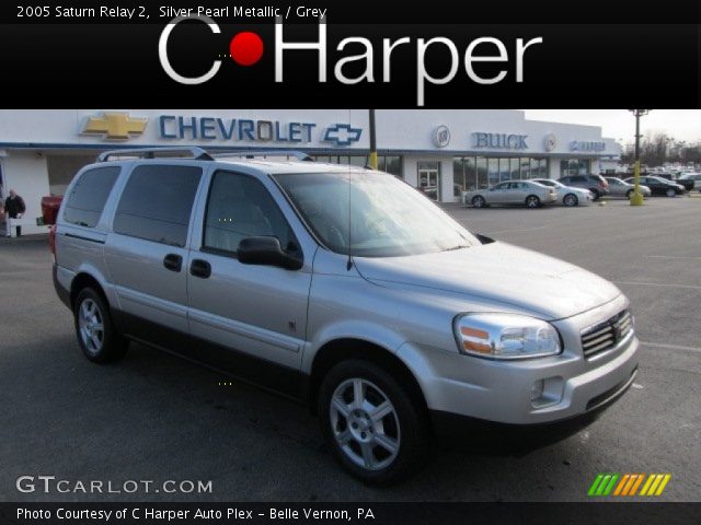 2005 Saturn Relay 2 in Silver Pearl Metallic