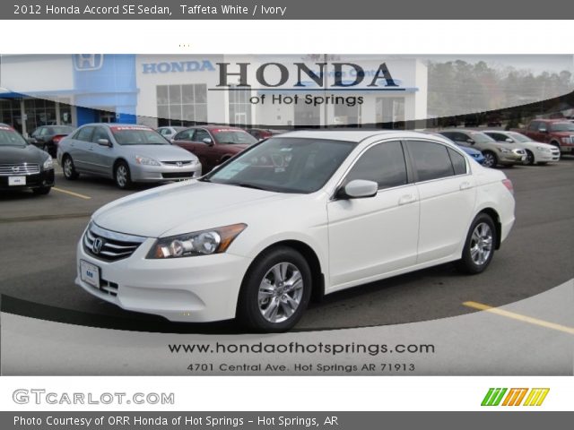 2012 Honda Accord SE Sedan in Taffeta White