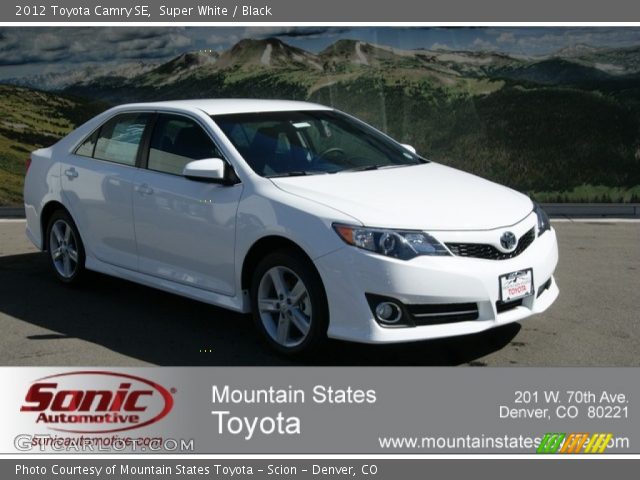 2012 Toyota Camry SE in Super White