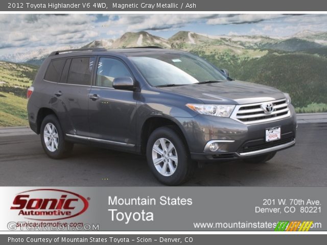 2012 Toyota Highlander V6 4WD in Magnetic Gray Metallic