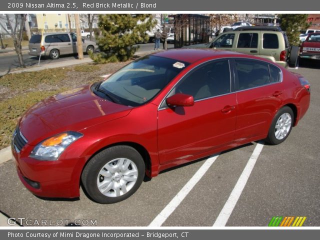 2009 Nissan Altima 2.5 in Red Brick Metallic