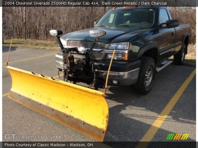 2004 Chevrolet Silverado 2500HD Regular Cab 4x4 in Dark Green Metallic