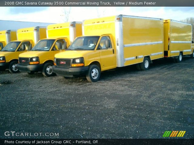 2008 GMC Savana Cutaway 3500 Commercial Moving Truck in Yellow
