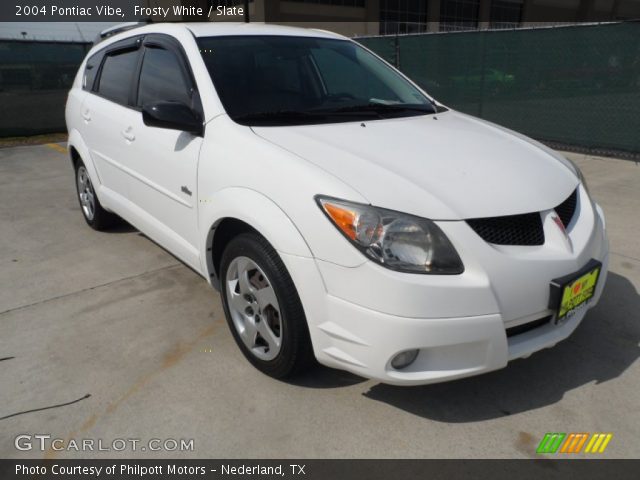 2004 Pontiac Vibe  in Frosty White