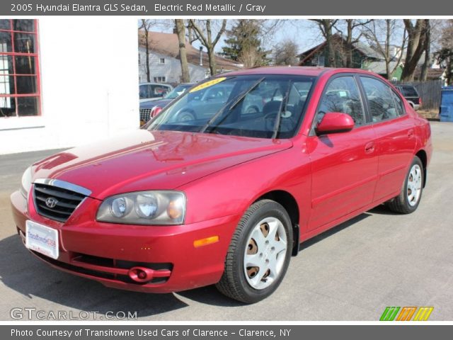2005 Hyundai Elantra GLS Sedan in Electric Red Metallic
