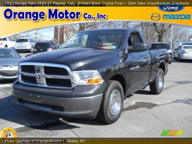 2011 Dodge Ram 1500 ST Regular Cab in Brilliant Black Crystal Pearl