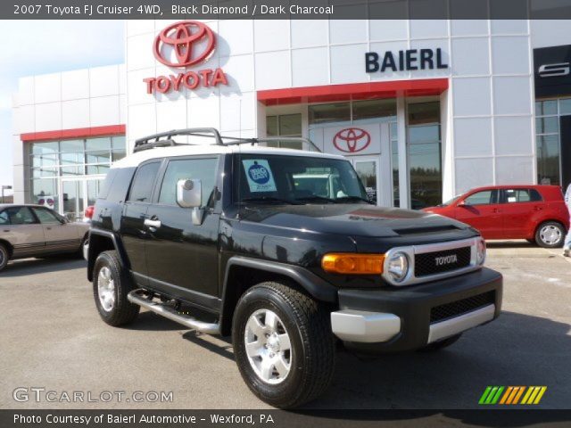 2007 Toyota FJ Cruiser 4WD in Black Diamond