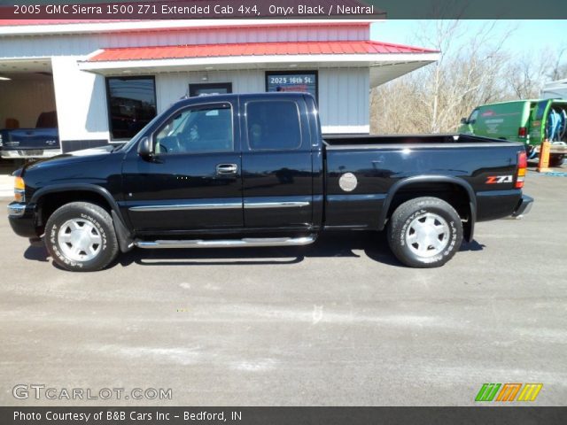 2005 GMC Sierra 1500 Z71 Extended Cab 4x4 in Onyx Black