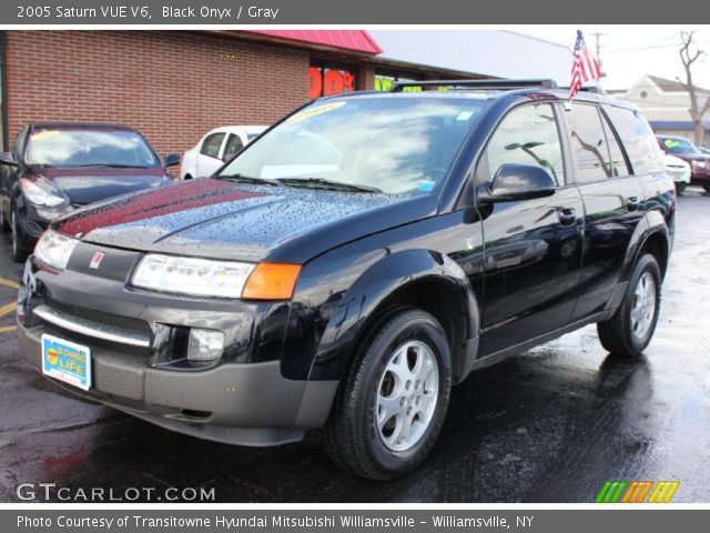 2005 Saturn VUE V6 in Black Onyx