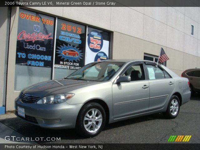 2006 Toyota Camry LE V6 in Mineral Green Opal
