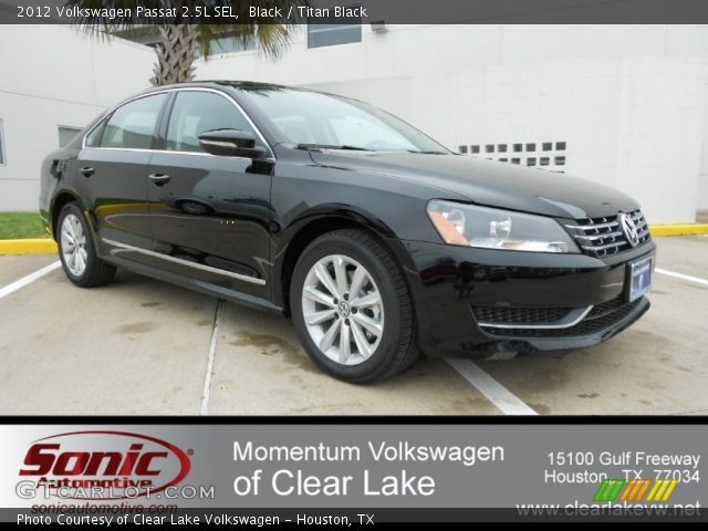 2012 Volkswagen Passat 2.5L SEL in Black