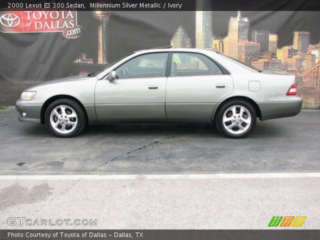 2000 Lexus ES 300 Sedan in Millennium Silver Metallic