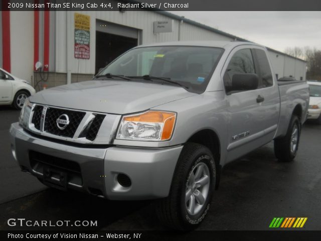 2009 Nissan Titan SE King Cab 4x4 in Radiant Silver
