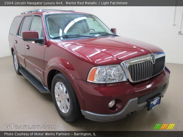 2004 Lincoln Navigator Luxury 4x4 in Merlot Red Metallic