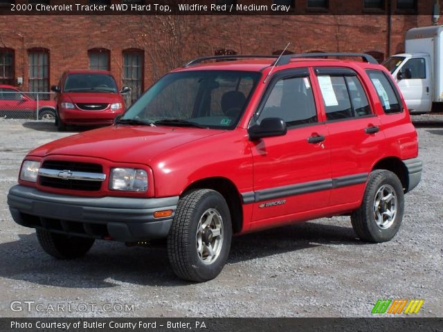 2000 Chevrolet Tracker 4WD Hard Top in Wildfire Red