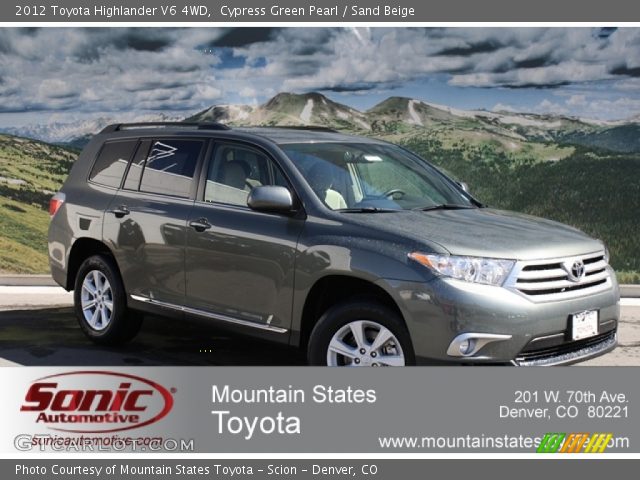 2012 Toyota Highlander V6 4WD in Cypress Green Pearl