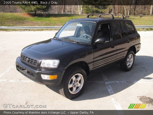 2000 Toyota RAV4 4WD in Black