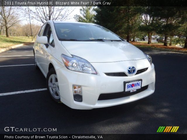2011 Toyota Prius Hybrid III in Blizzard White Pearl
