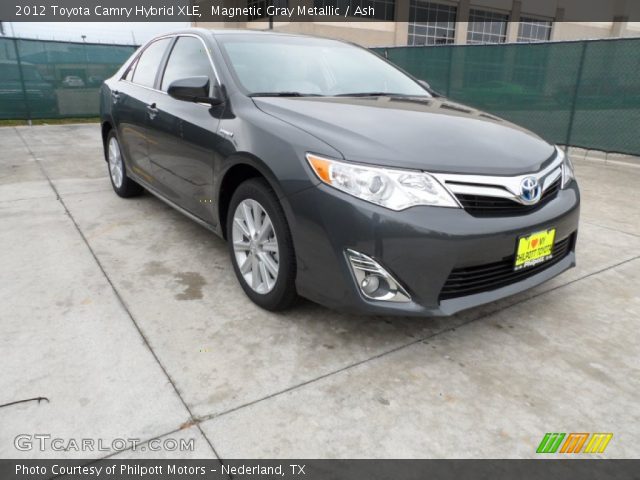 2012 Toyota Camry Hybrid XLE in Magnetic Gray Metallic