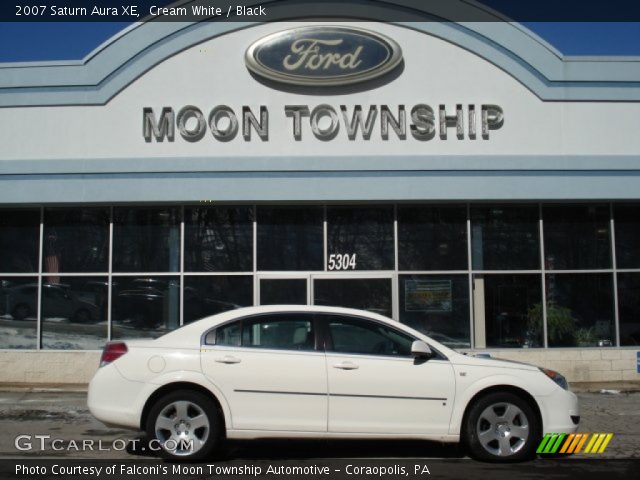 2007 Saturn Aura XE in Cream White