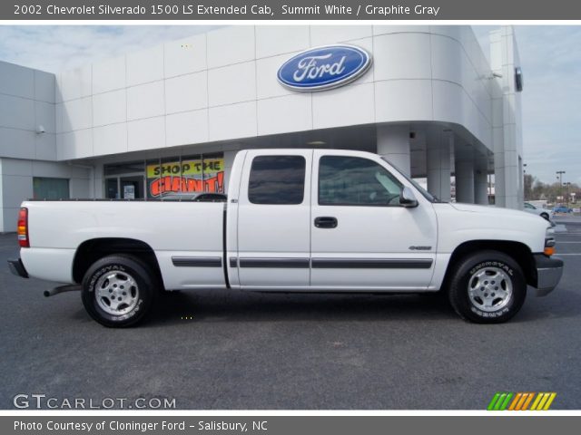 2002 Chevrolet Silverado 1500 LS Extended Cab in Summit White