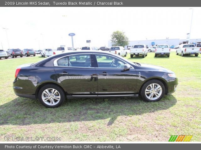 2009 Lincoln MKS Sedan in Tuxedo Black Metallic