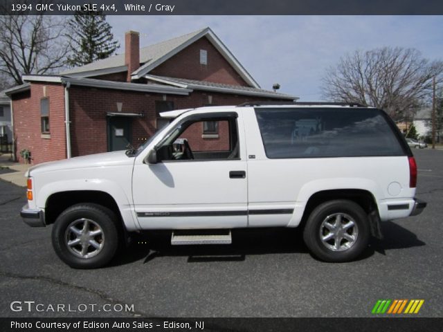 1994 GMC Yukon SLE 4x4 in White