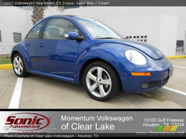 2007 Volkswagen New Beetle 2.5 Coupe in Laser Blue